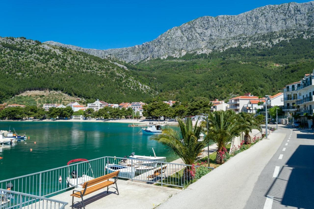 Apartments Ivica - Beachfront Drvenik  Exterior photo